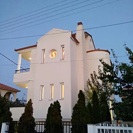 Prime Luxury Front * Vrasná