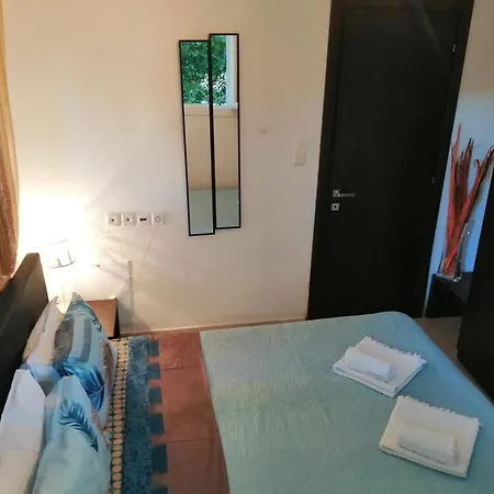 Prime Luxury Front * Vrasná