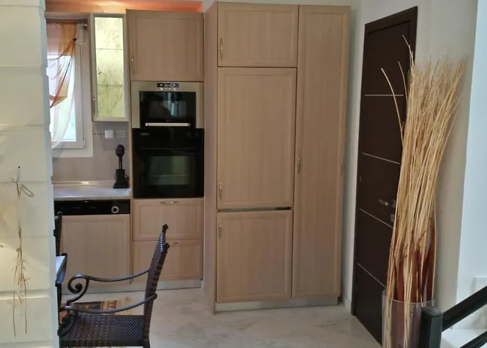 Prime Luxury Front וילה