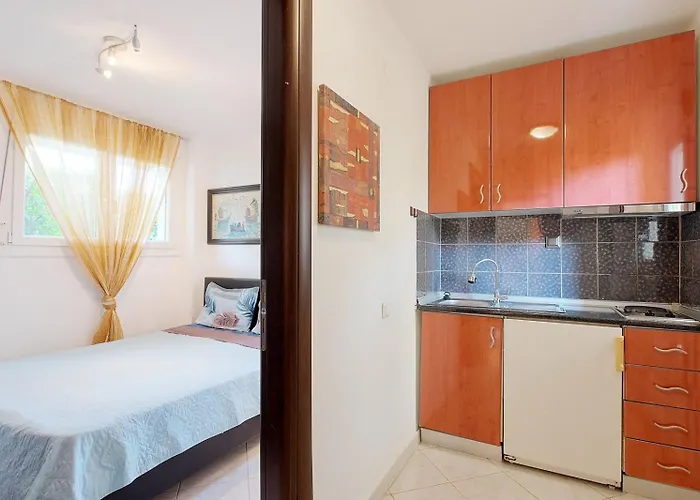 Prime Luxury Front וילה Vrasná