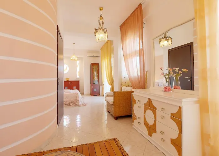 Prime Luxury Front *