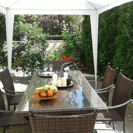 Prime Luxury Front * Vrasná