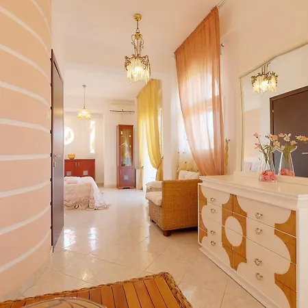 Prime Luxury Front *