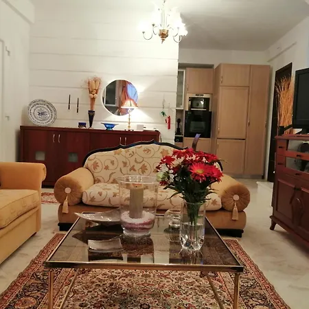 Prime Luxury Front فيلة