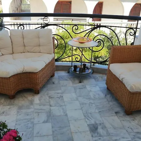 Prime Luxury Front וילה Vrasná